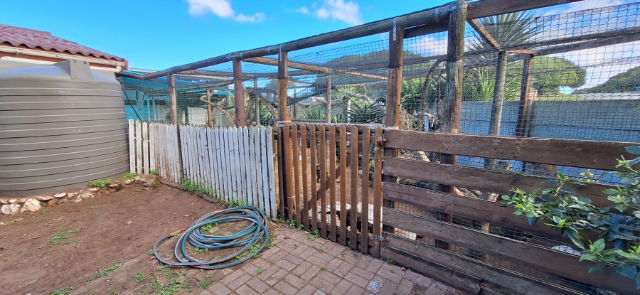 4 Bedroom Property for Sale in Stilbaai Oos Western Cape